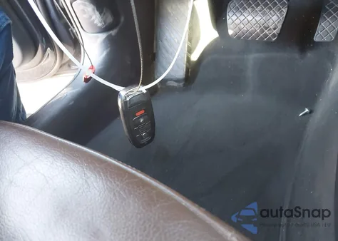 2014 Audi A4 2.0T Premium z USA, uszkodzony, nr VIN WAUBFAFL0EA051351